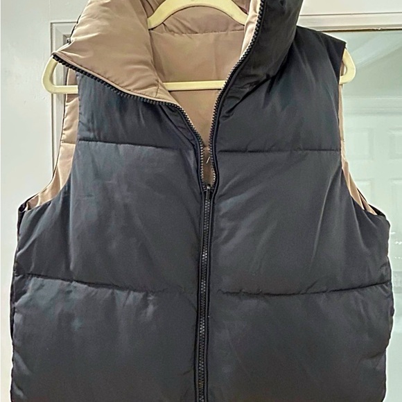 Deluc Jackets & Blazers - Deluc Black and Tan Puffer Vest